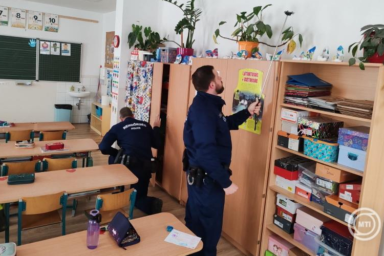 Ukrán IP-címekről orosz e-mail szolgáltatón keresztül érkeztek a bombafenyegetések