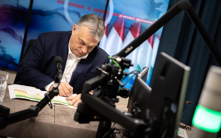 Orbán Viktor: Nagyon veszélyes pillanatban vagyunk