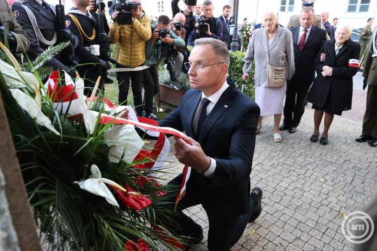 Andrzej Duda: a lengyelek elvárják a második világháborús károkért járó német jóvátételt