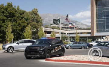 A 22 éves Tyler Robinsont azonosították Charlie Kirk konzervatív politikai kommentátor feltételezett merénylőjeként