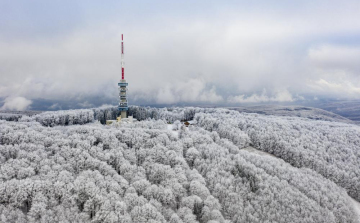 Kékestetőn csütörtökön csak mínusz 2 Celsius-fokig emelkedett a hőmérséklet